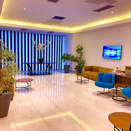 Black Sea Luxury Towers Hotel Batumi Kültér fotó
