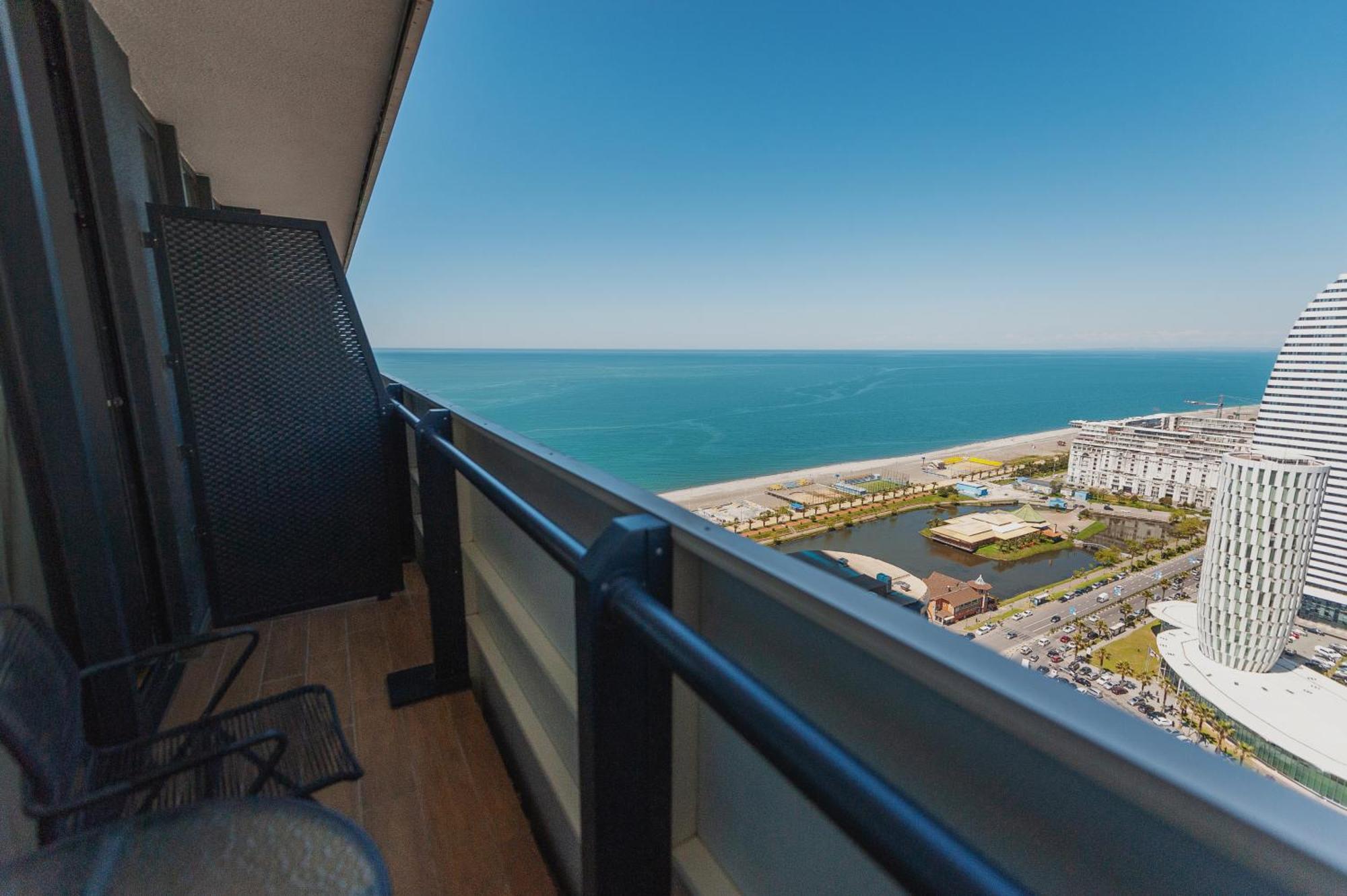 Black Sea Luxury Towers Hotel Batumi Kültér fotó