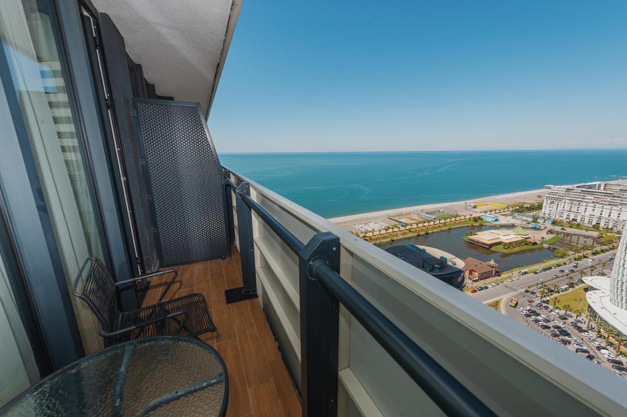 Black Sea Luxury Towers Hotel Batumi Kültér fotó