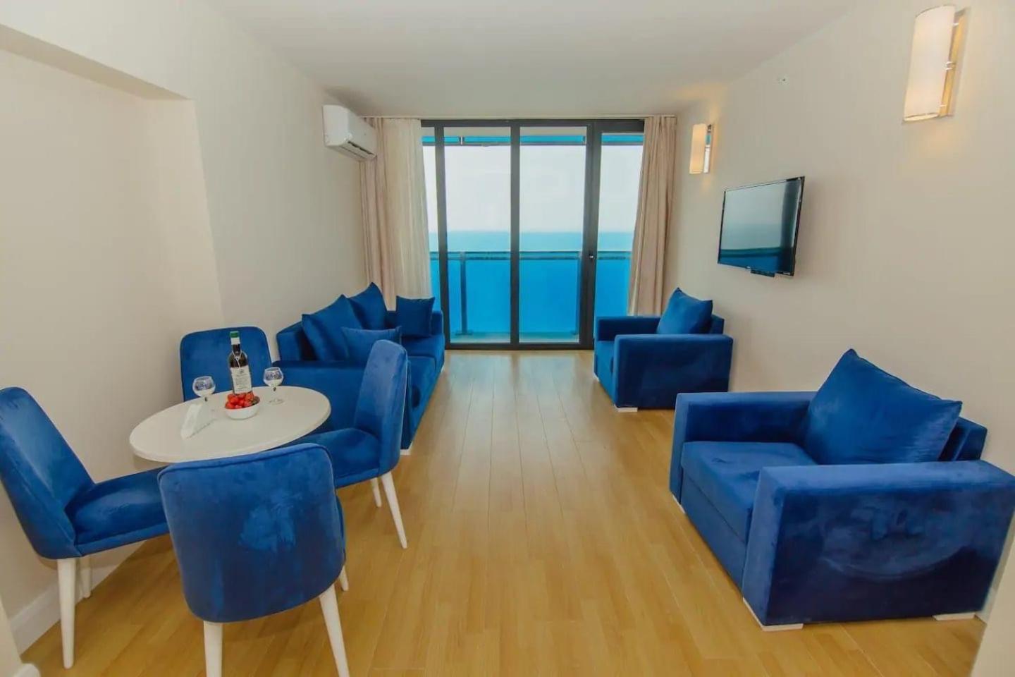 Black Sea Luxury Towers Hotel Batumi Kültér fotó