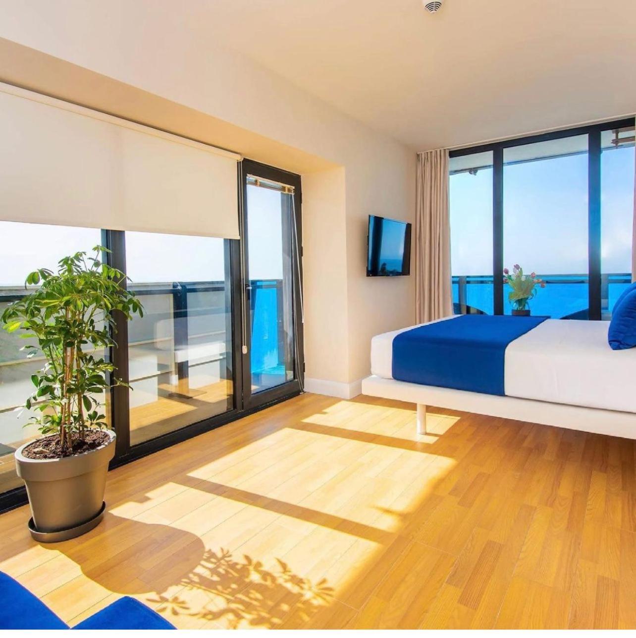 Black Sea Luxury Towers Hotel Batumi Kültér fotó